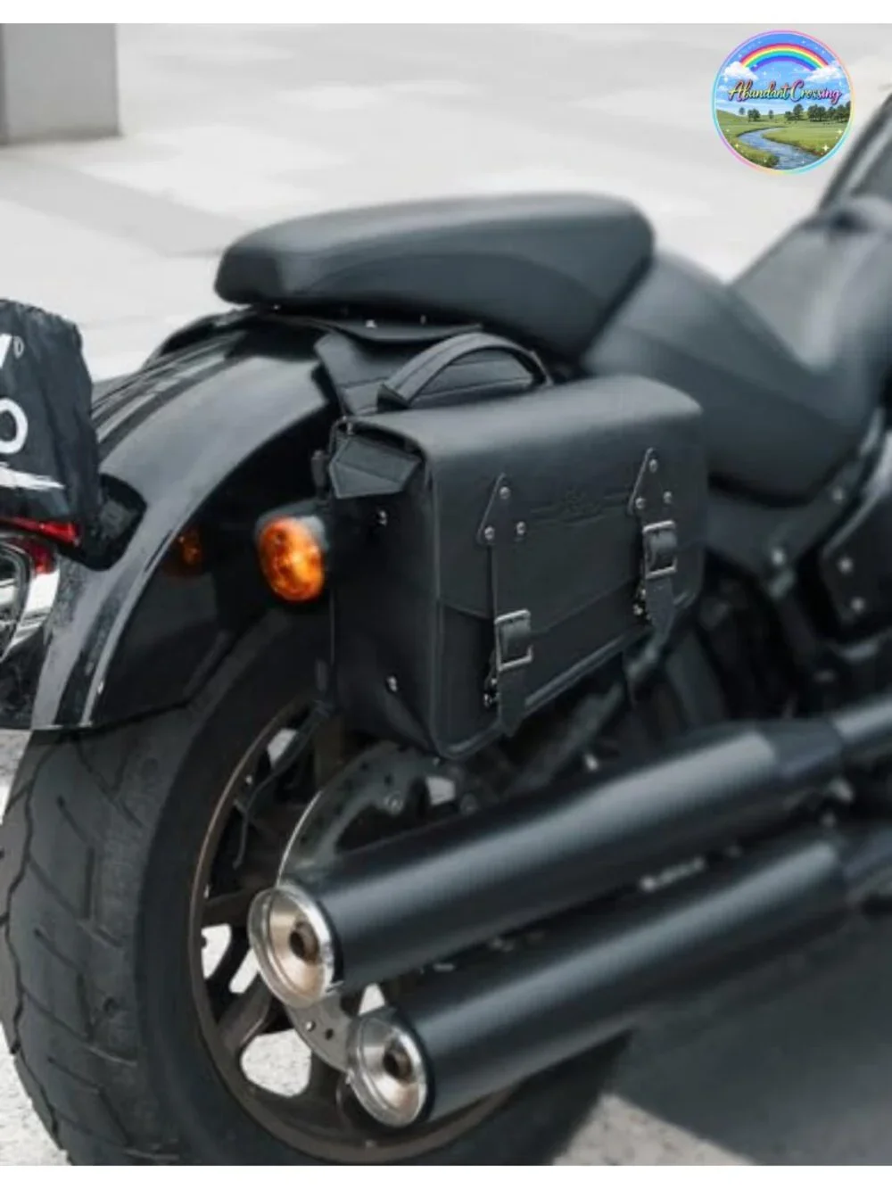 Leather Motorcycle Saddlebags 12L Side Bags Cruiser